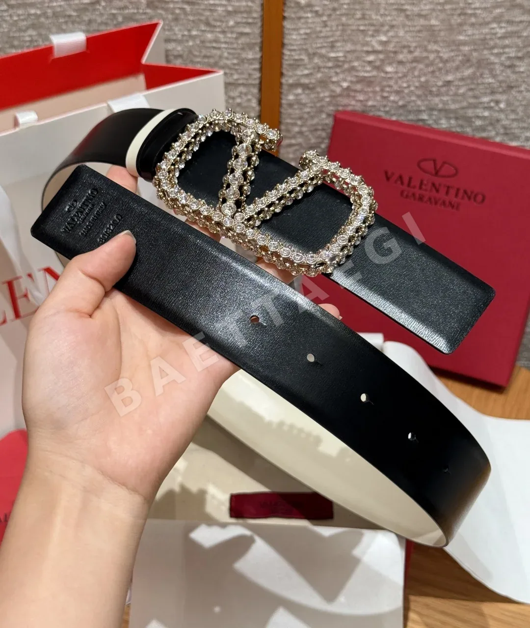 발렌티노 VLOGO 시그니처 크리스탈 장식 양면 벨트 40mm 상세 이미지 9