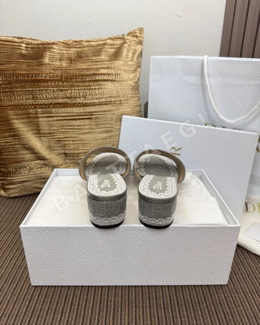 디올 신발 상세 이미지 8
