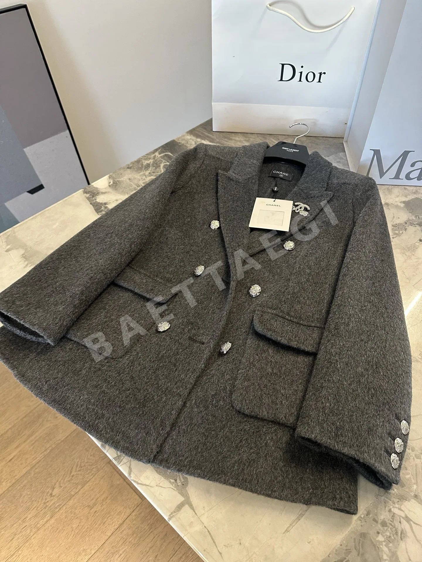 샤넬 메탈릭 버튼 더블브레스트 울 자켓 182330