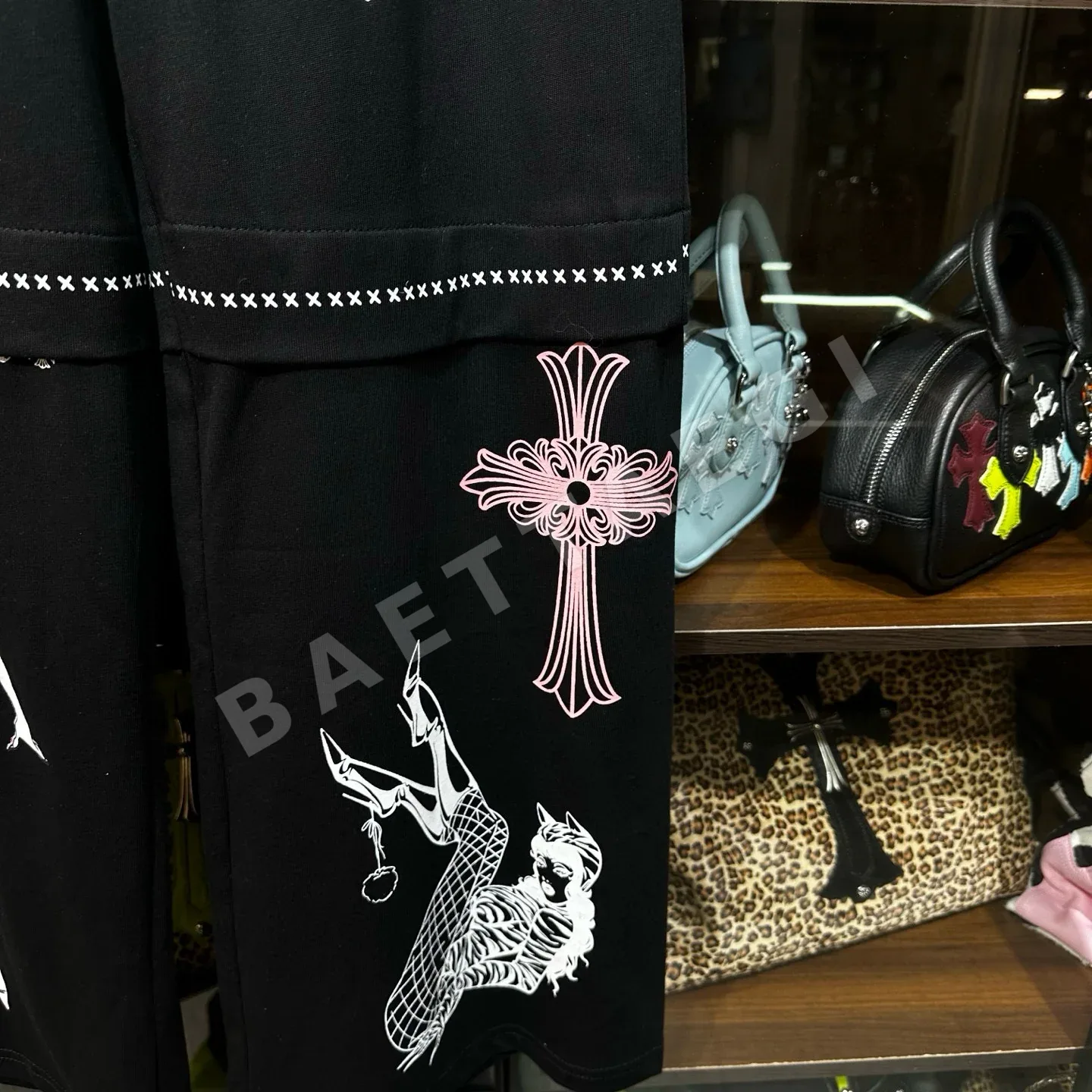 크롬하츠 블랙 코믹 남성 바지 상세 이미지 5