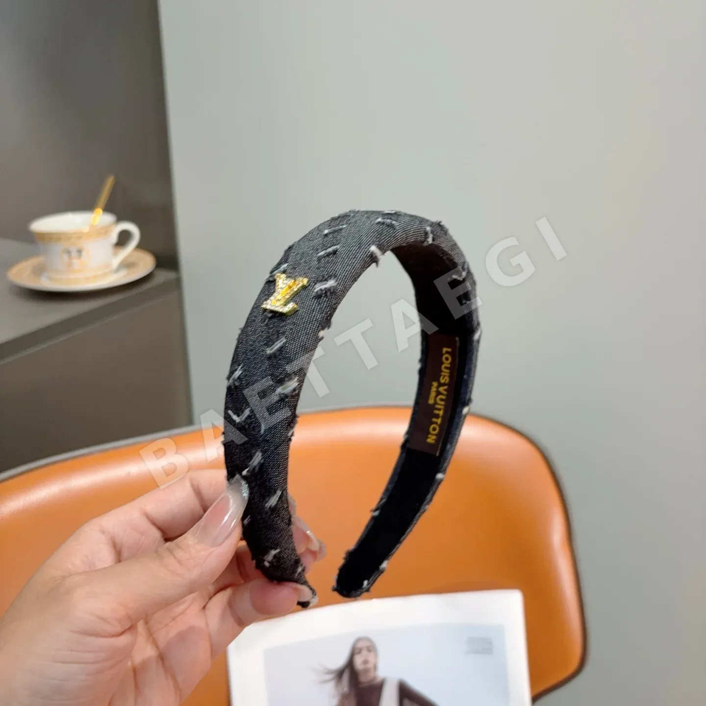 루이비통 데님 스폰지 헤드밴드 상세 이미지 3