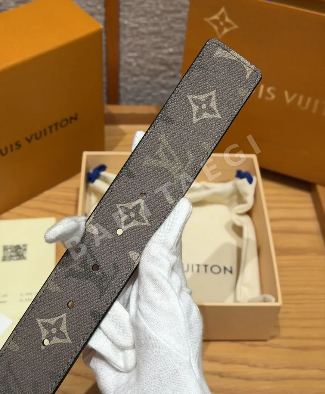 루이비통 LV스크립트 40mm 리버서블 벨트 상세 이미지 3