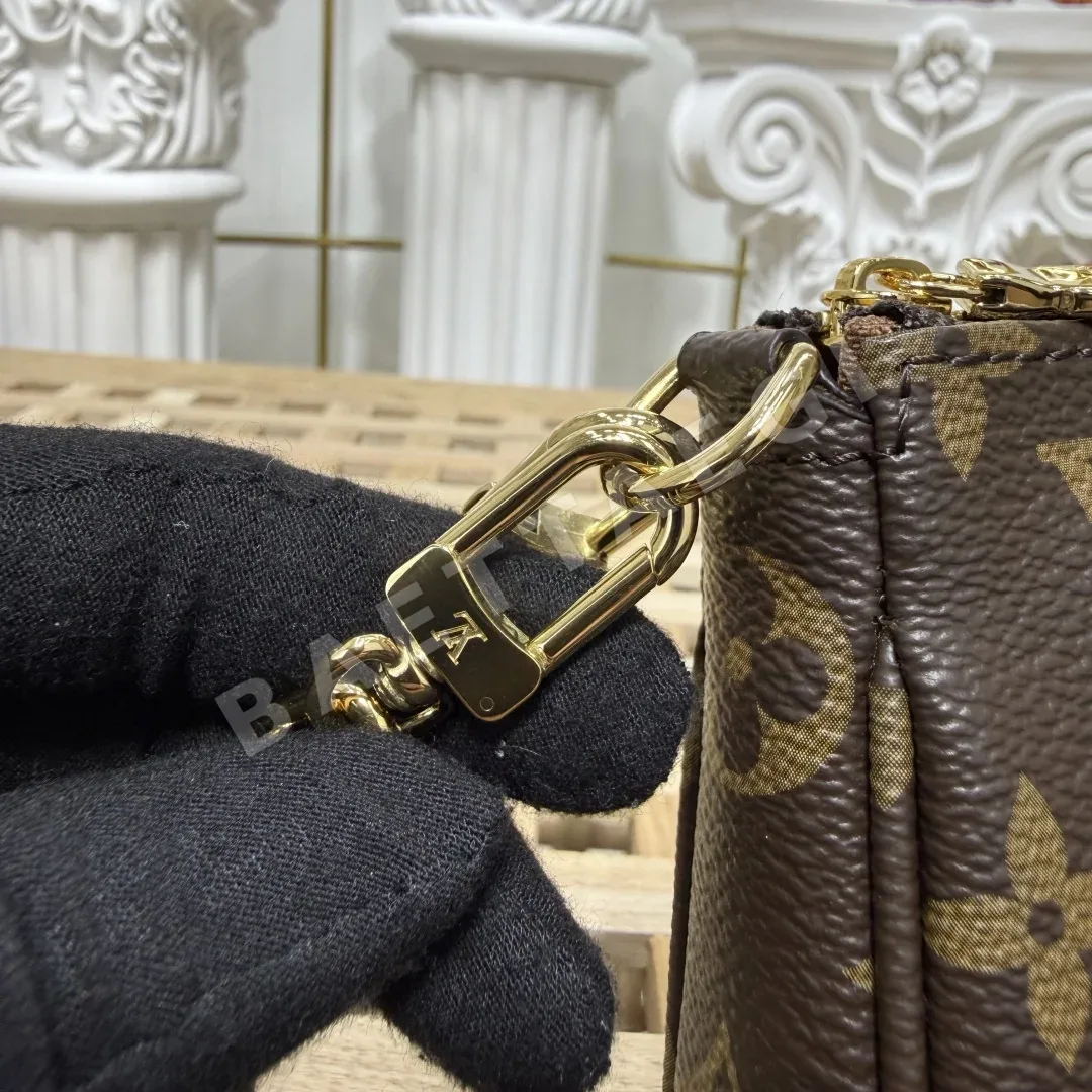루이비통 모노그램 캔버스 Pochette Accessoires 가방 M82766 상세 이미지 8