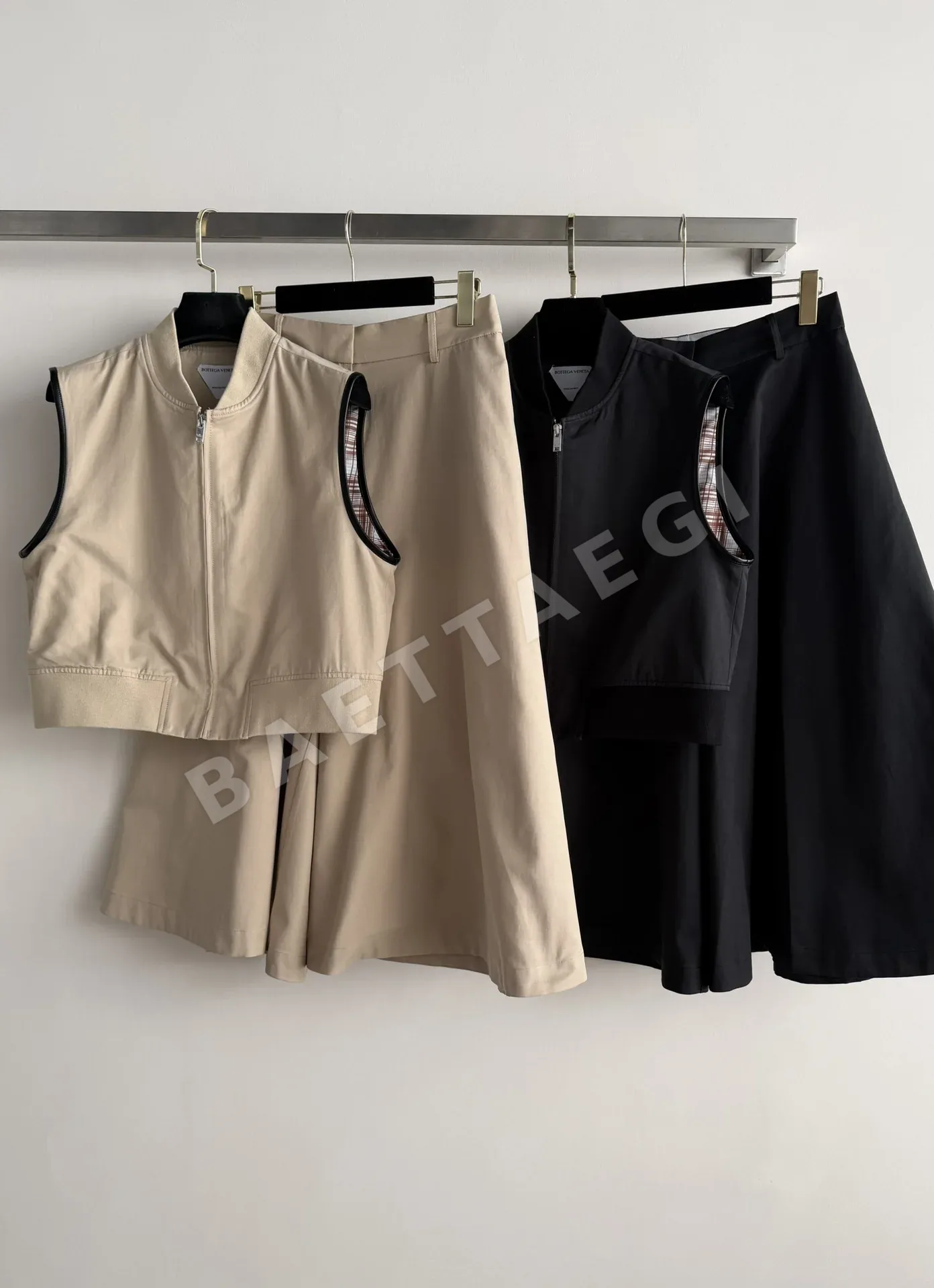 보테가베네타 여성 하이웨스트 큐롯 및 지퍼업 베스트 세트 103247