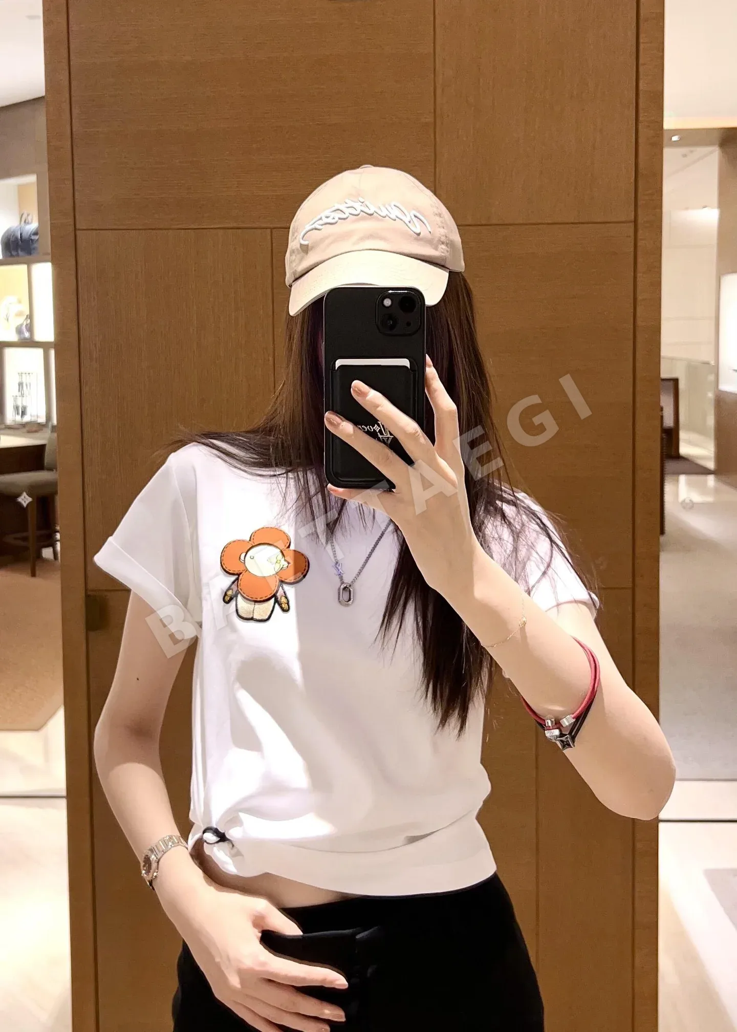 루이비통 칫솔 자수 크루넥 반팔 티셔츠 상세 이미지 7