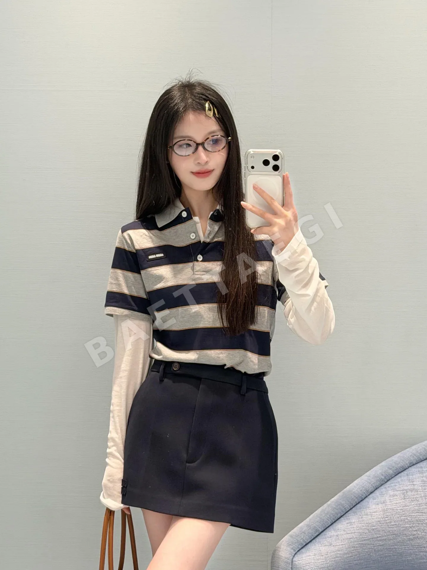 미우미우 여성 반팔 상세 이미지 2