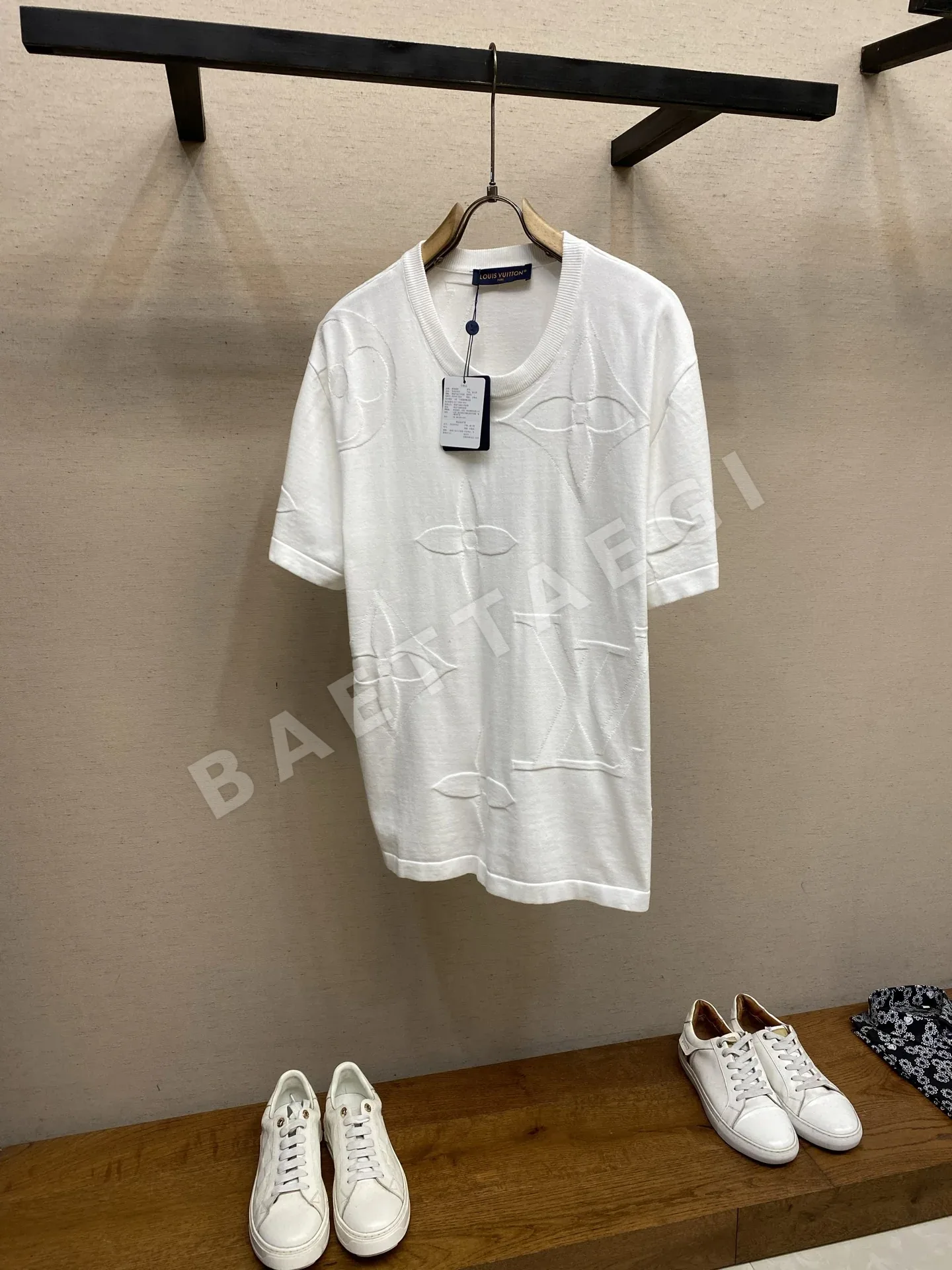 루이비통 모노그램 자카드 남성 반팔 티셔츠 96636