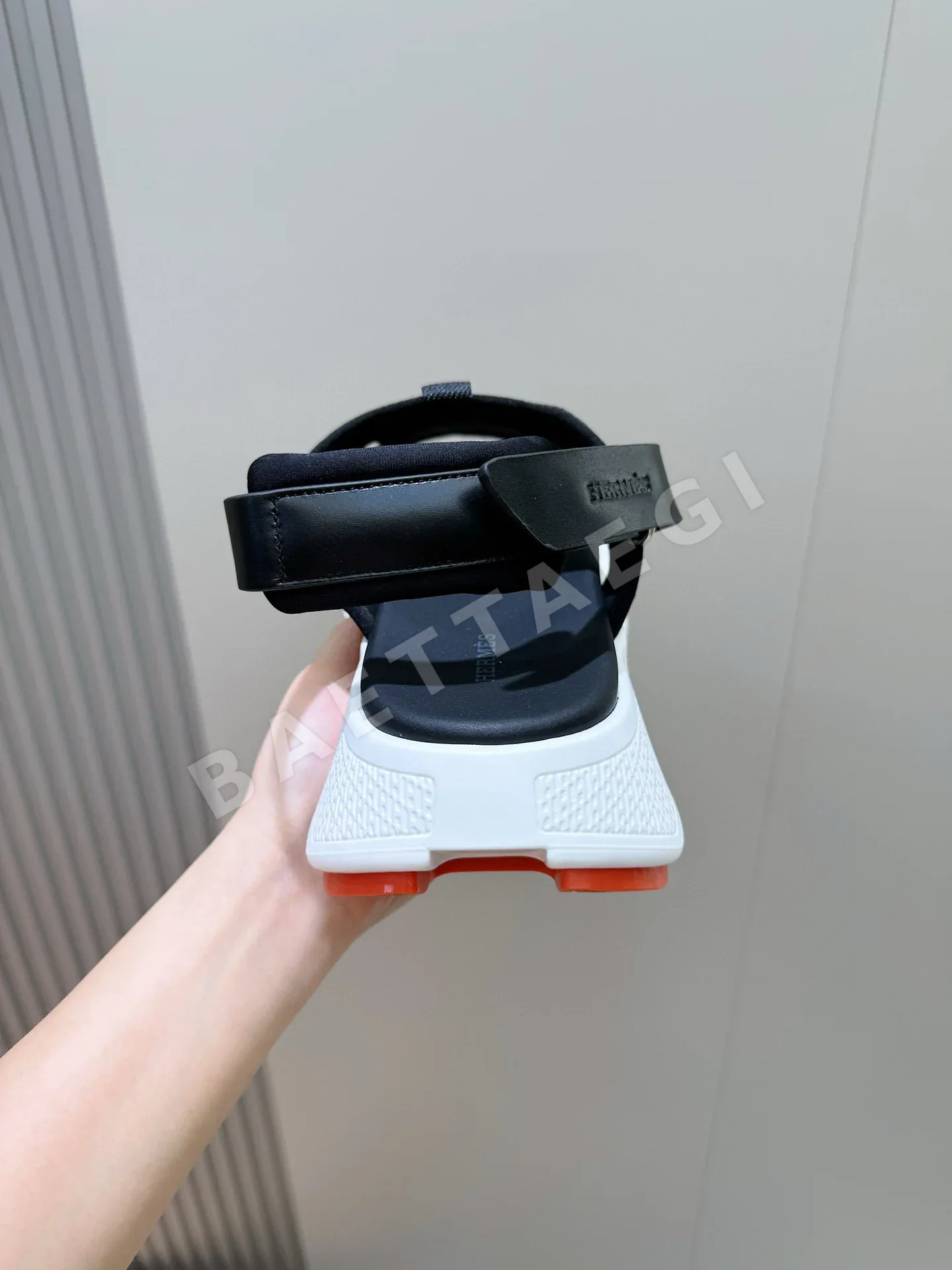 에르메스 게이트 샌들 상세 이미지 6