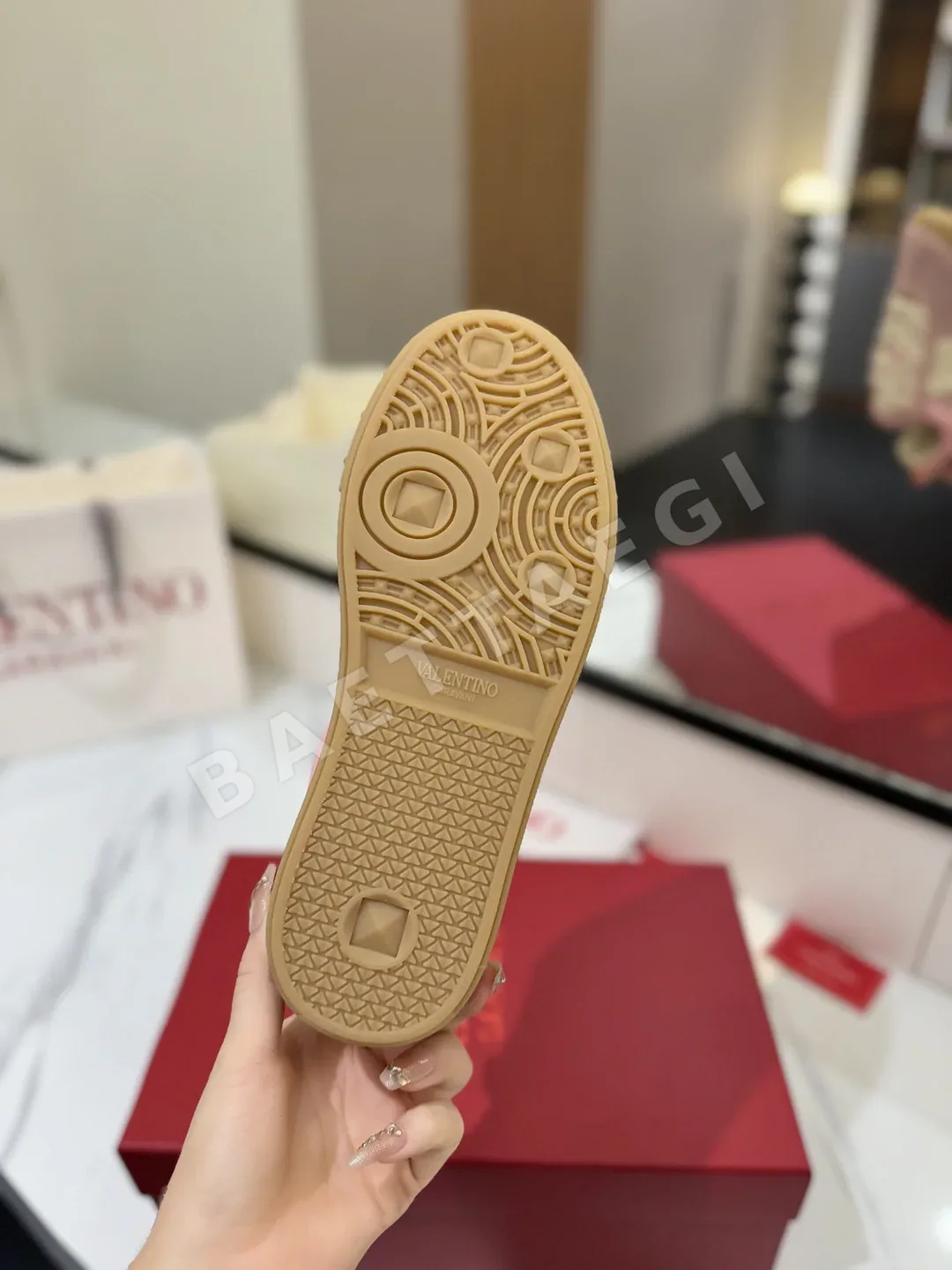 발렌티노 독일제 트레이닝 로우 컷 캐주얼 신발 상세 이미지 9