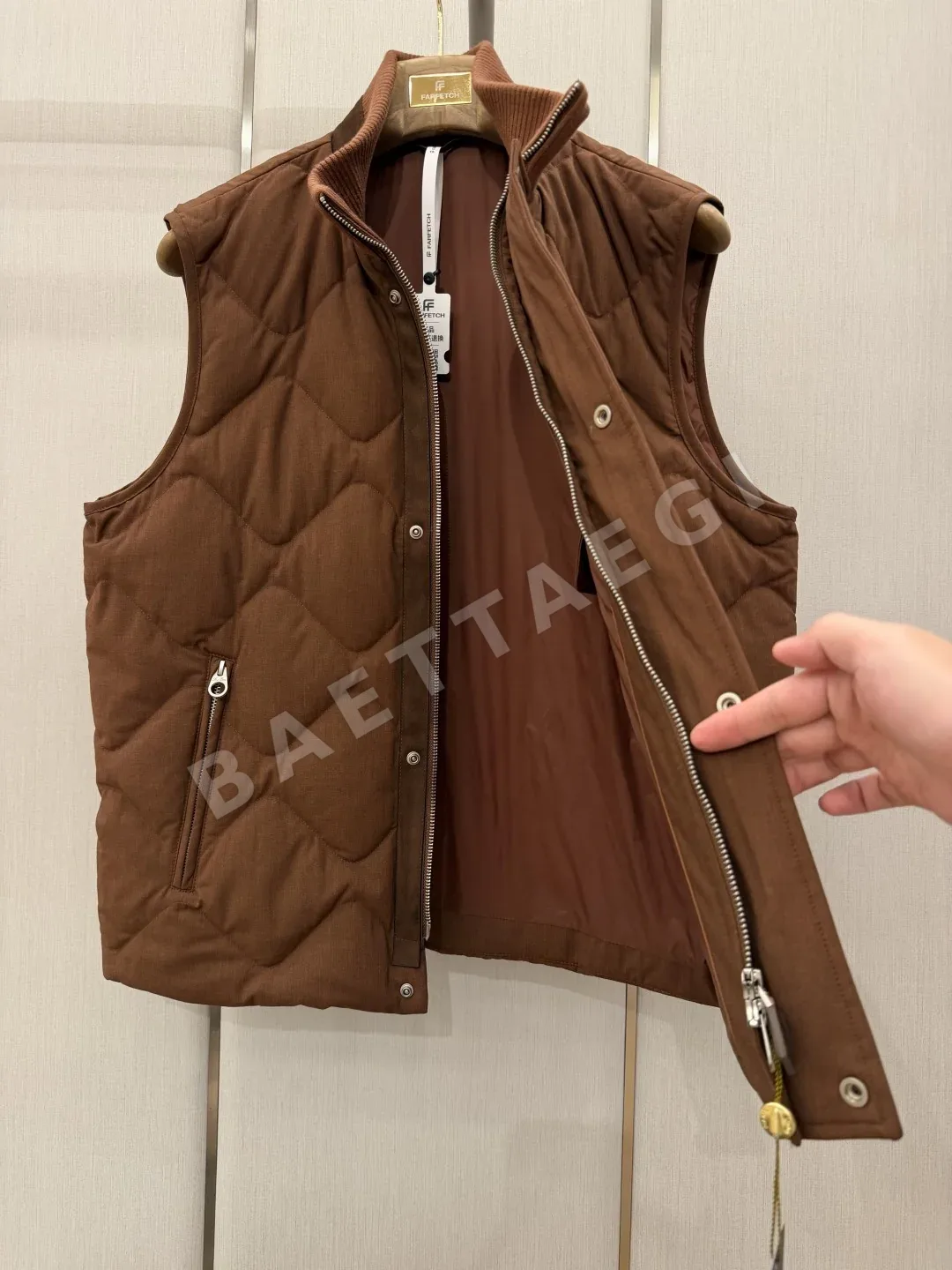 로로피아나 웨이브 퀼팅 다운 남성 조끼 상세 이미지 8