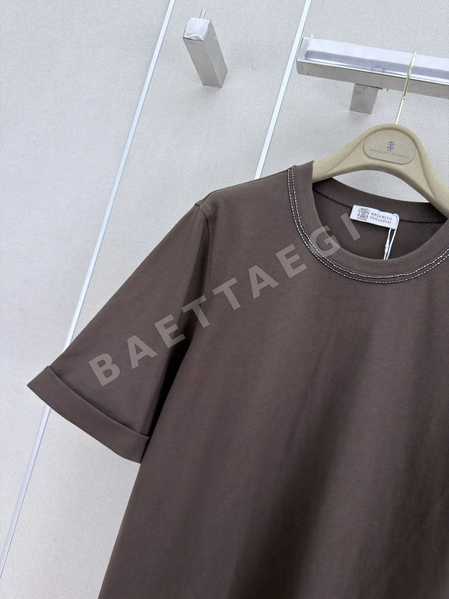 브루넬로쿠치넬리 비즈 장식 크루넥 반팔 티셔츠 상세 이미지 5