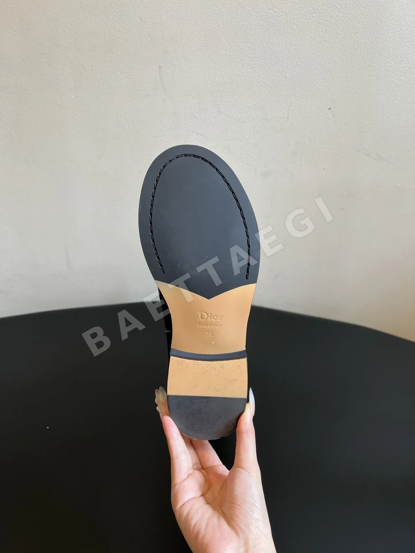 디올 부츠 배지 자수 상세 이미지 5