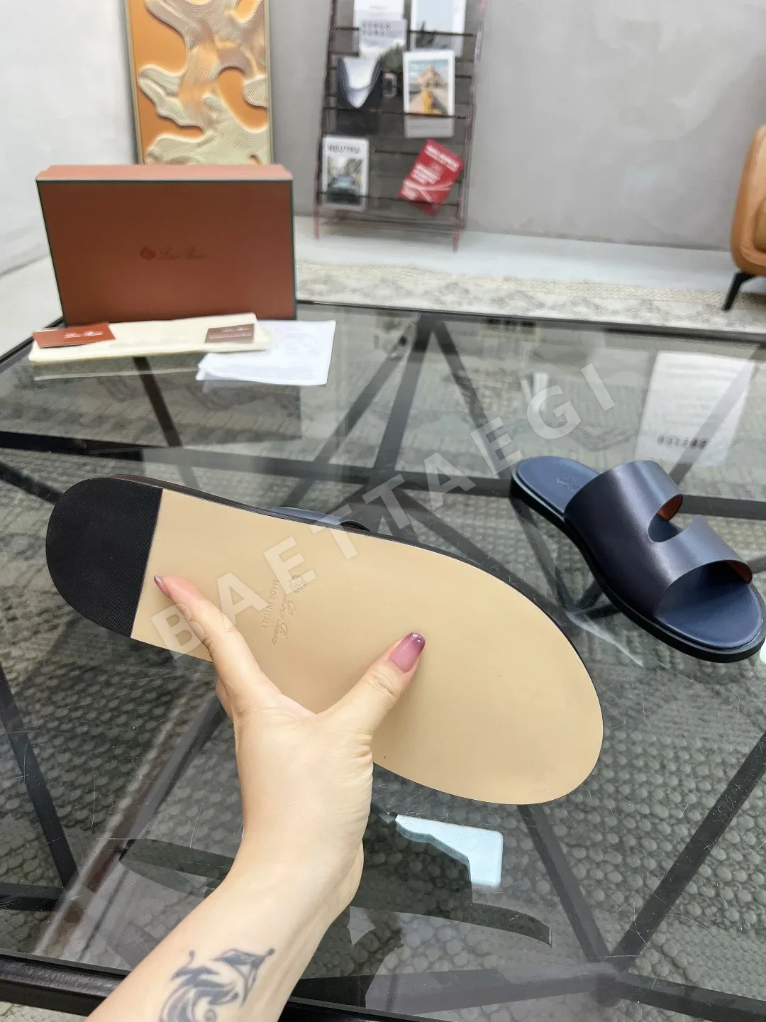 로로피아나 이탈리아 수입 소가죽 슬리퍼 상세 이미지 9