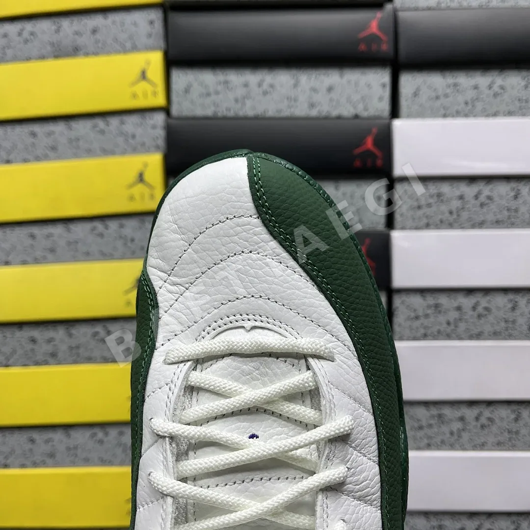 나이키 [GX] 조던 12 레트로 CT8013-103 201966 Nike Jordan 12 Retro Bucks 상세 이미지 2