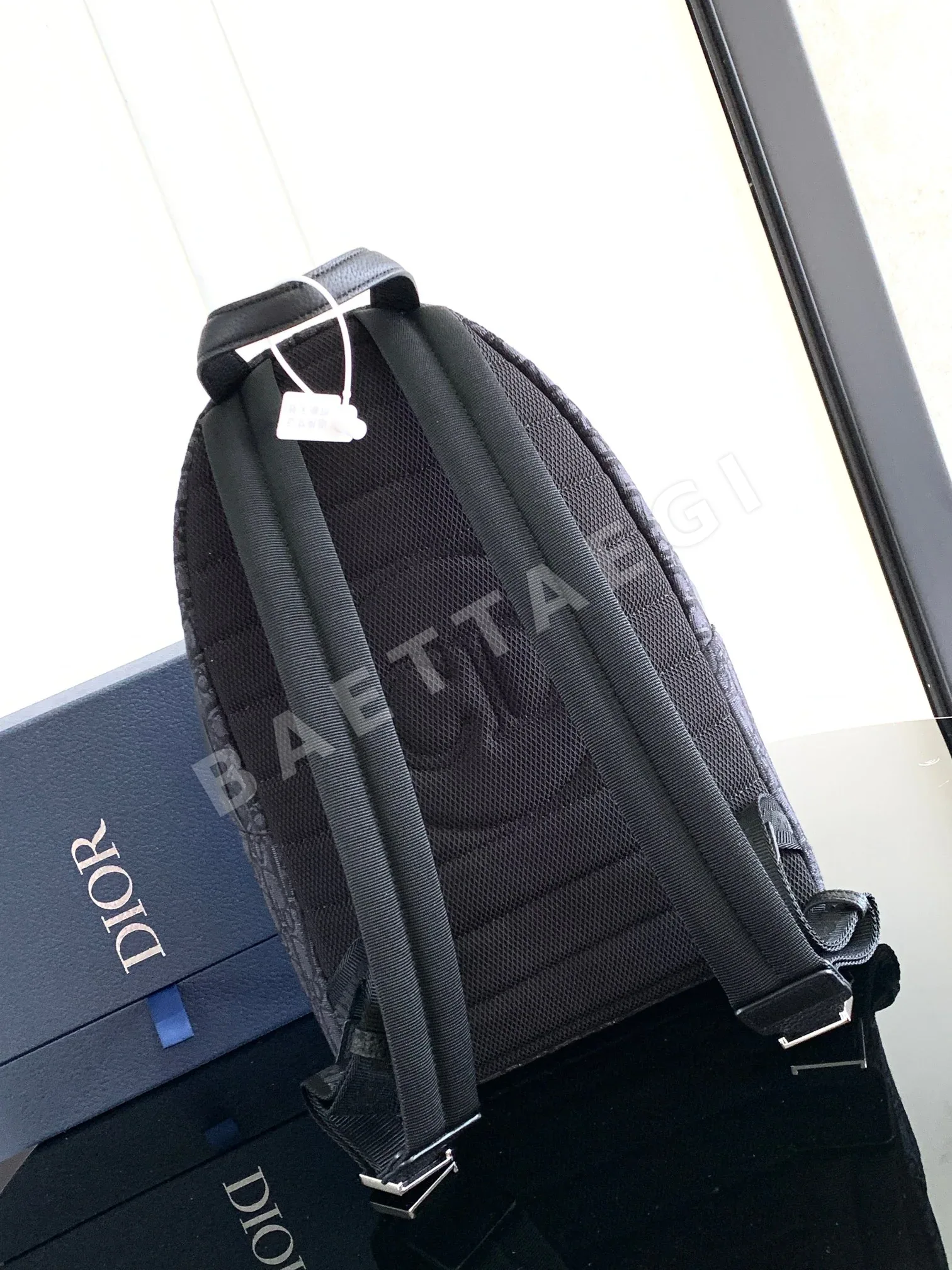 디올 라이더 백팩 상세 이미지 3