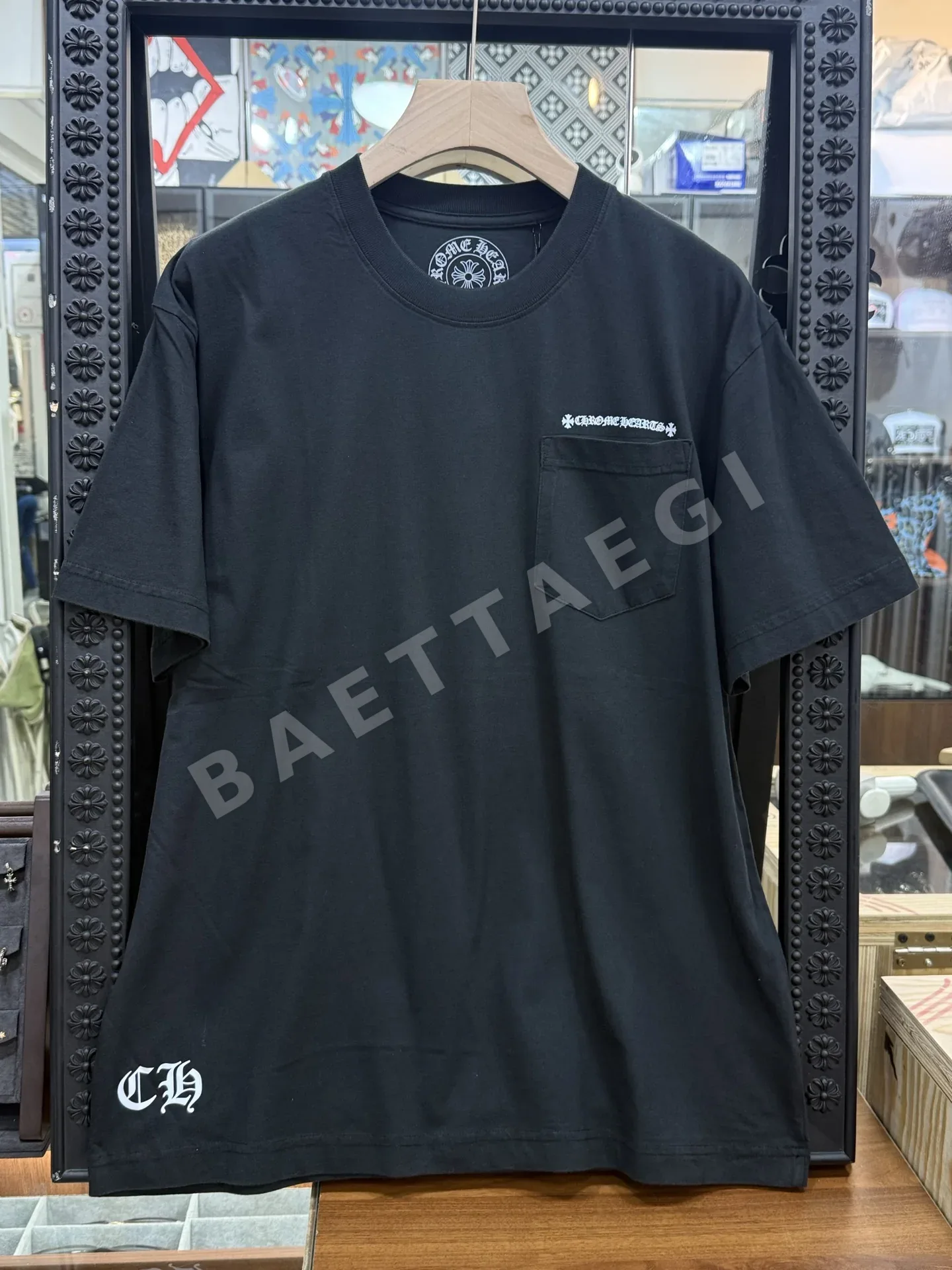 크롬하츠 크로스 프린트 크루넥 반팔 티셔츠 49950