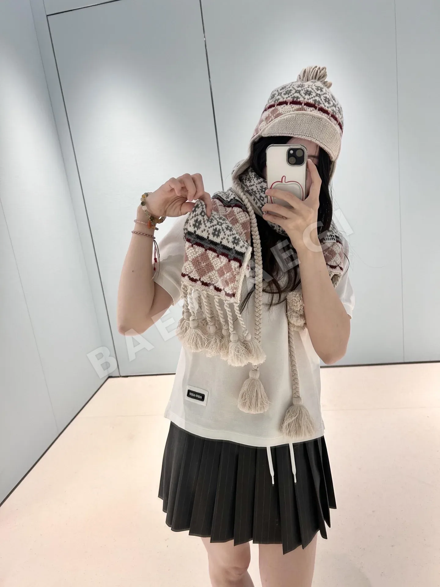 미우미우 지퍼 폴로 카라 반팔 탑 상세 이미지 4