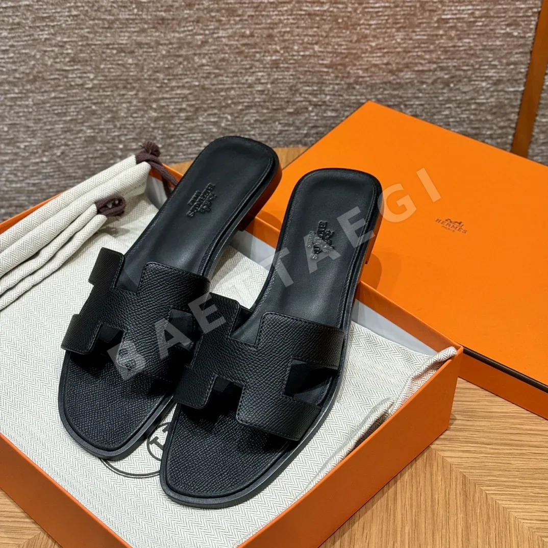 에르메스 오란 슬리퍼 117483
