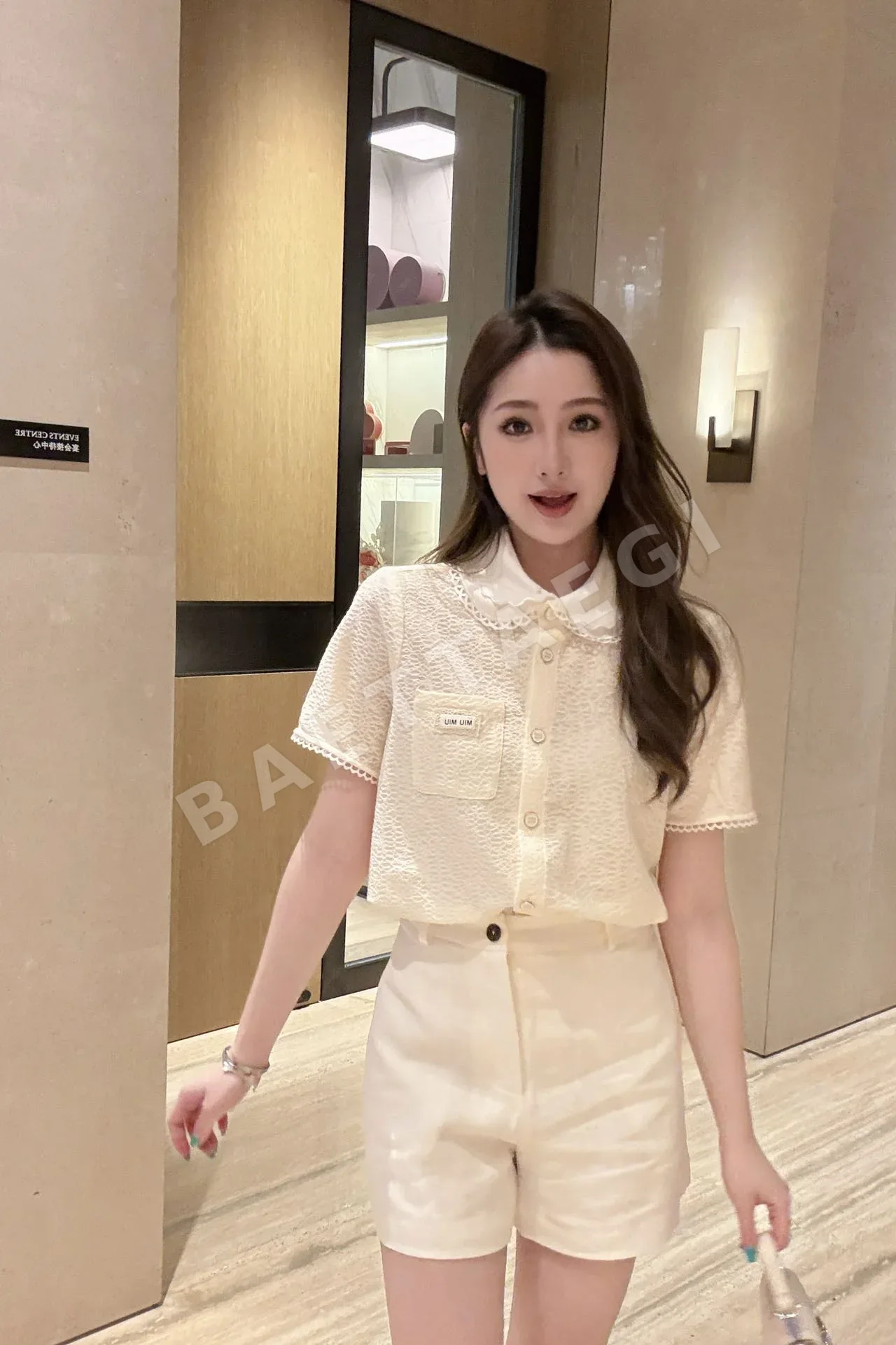 미우미우 피터팬 레이스 카라 반팔 셔츠 상세 이미지 9