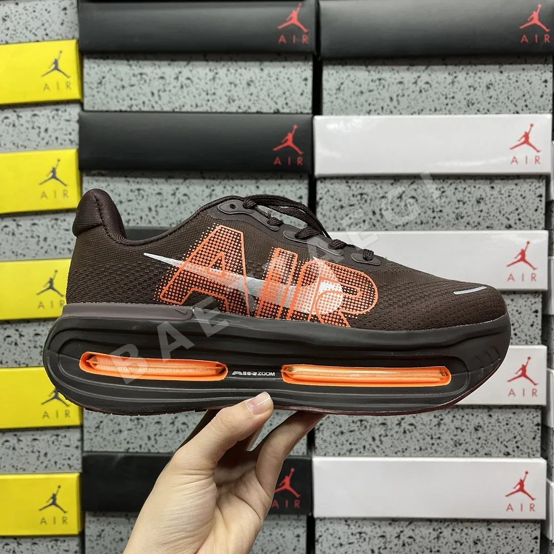 나이키 [CG] 보메로 프리미엄 IQ7314-200 201989 Nike Vomero Premium Renegade 상세 이미지 4