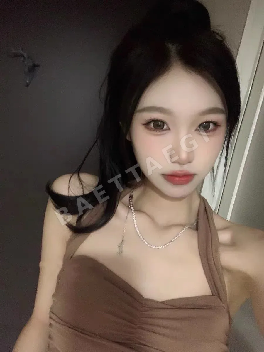 생로랑 레터 황동 목걸이 상세 이미지 2