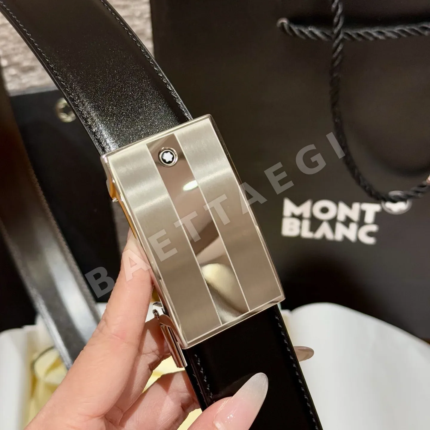 몽블랑 소가죽 자동 버클 남성 벨트 상세 이미지 4