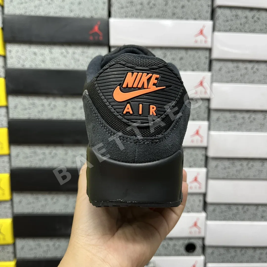 나이키 [XY] 에어 맥스 90 DO6706-010 201519 Nike Air Max 90 Black Metallic Cool Grey 상세 이미지 3