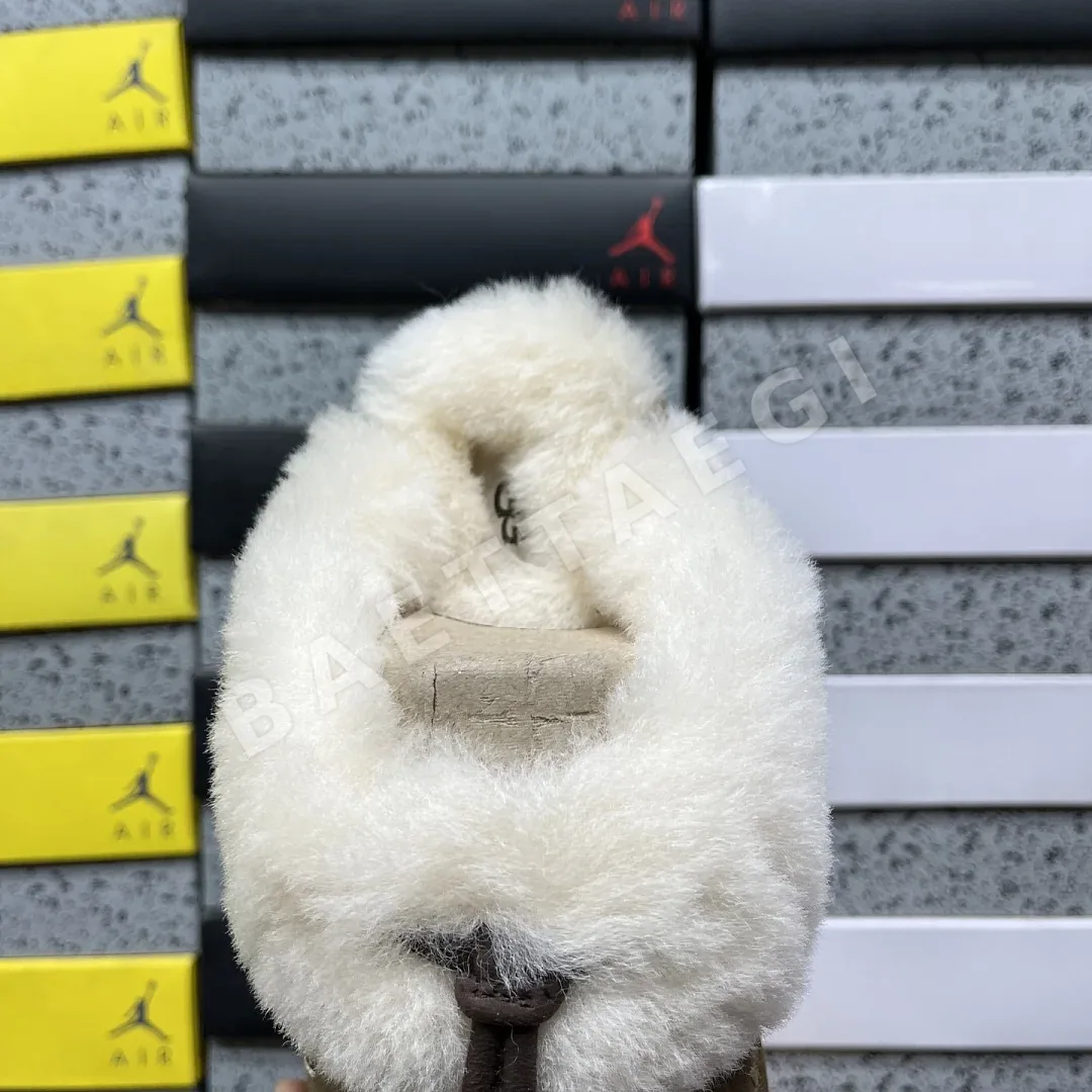 어그 [OT] 209044 UGG 상세 이미지 4