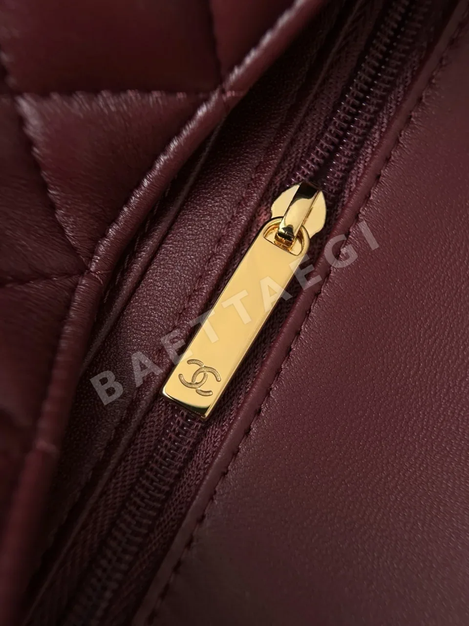 샤넬 다크 레드 금장 미니 토트백 상세 이미지 6