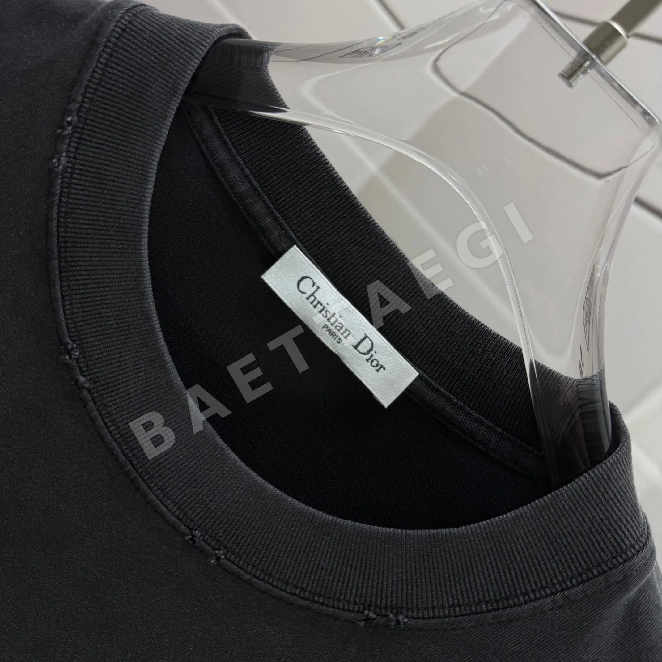 디올 워시드 가공 루즈핏 남성 반팔 티셔츠 상세 이미지 5