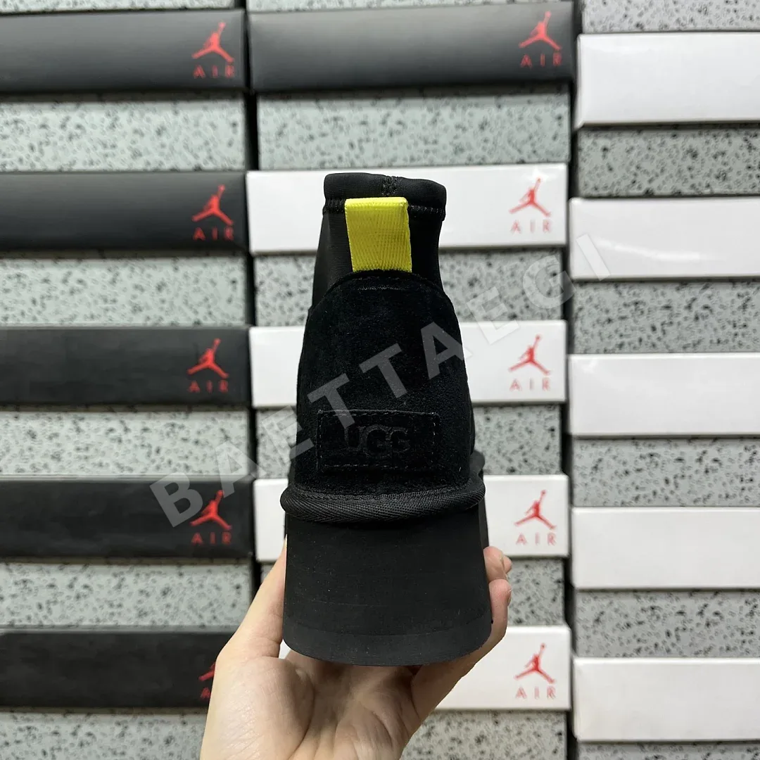 어그 [OT] 블랙 209102 UGG 1158275-BBLC 상세 이미지 4