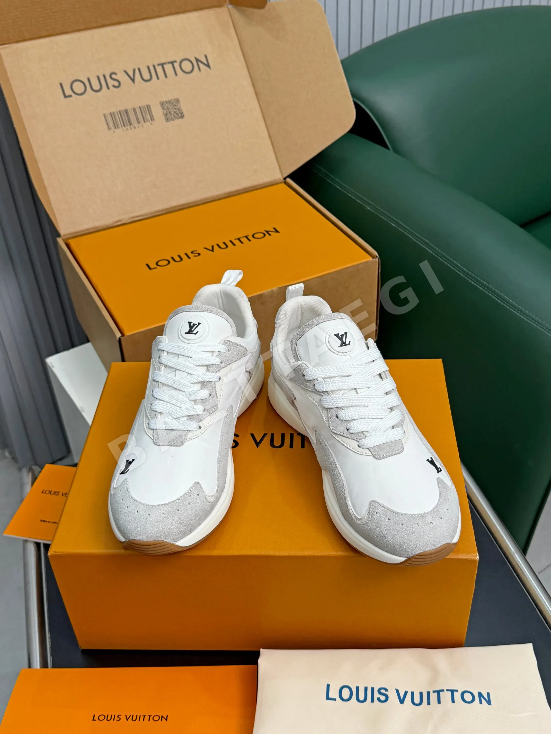 루이비통 LV 드롭 300 (LV Drop 300) 스니커즈 상세 이미지 7