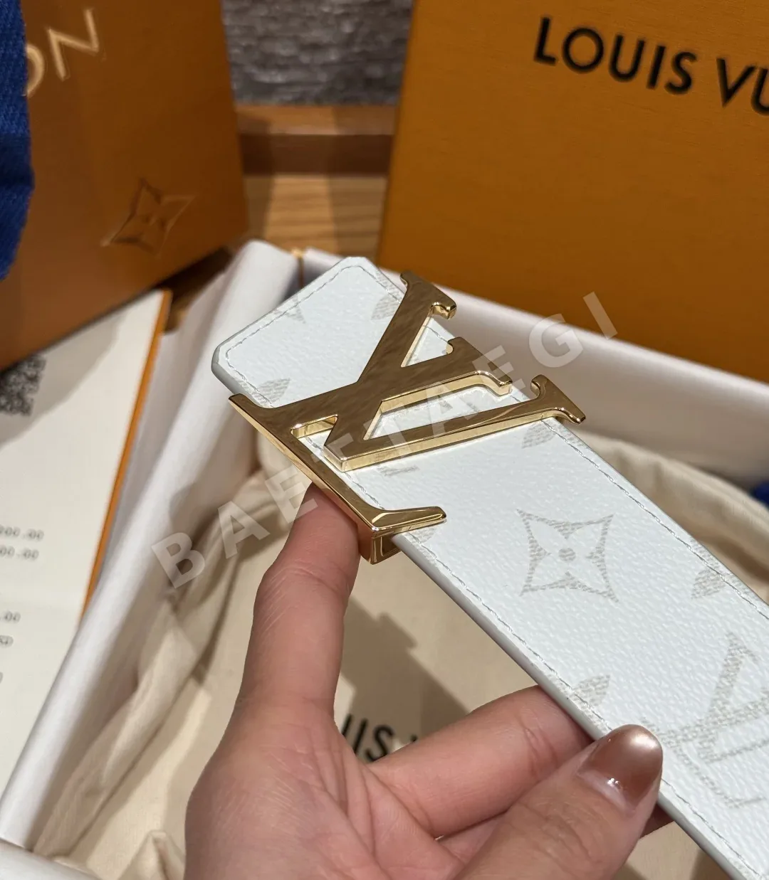 루이비통 JD350 Shake 40mm 리버시블 벨트 상세 이미지 7