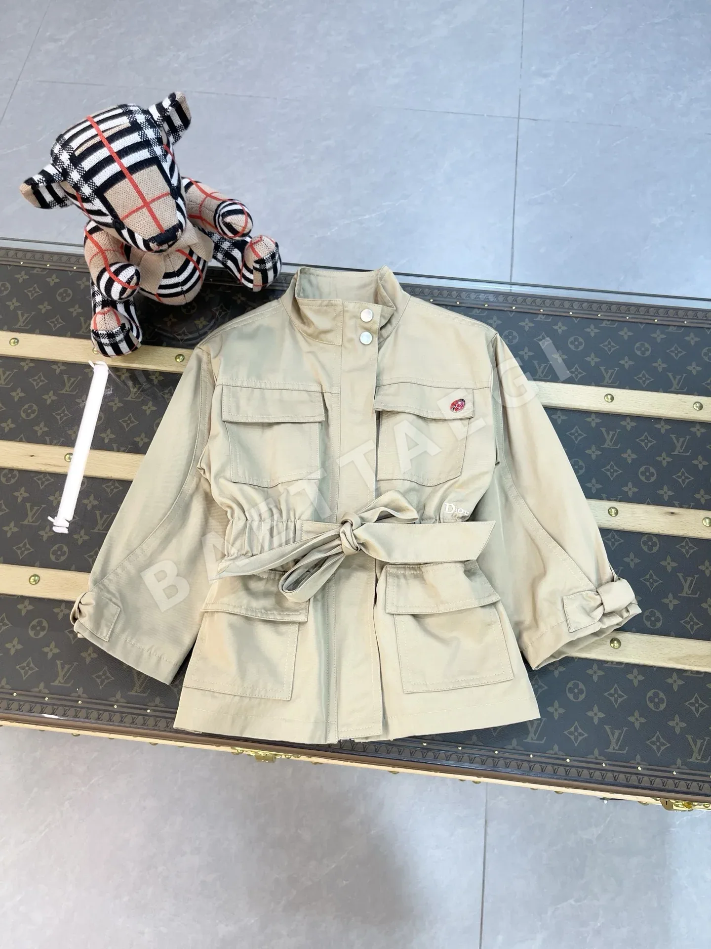 디올 3D 자수 여아용 키즈 세트 카키 상세 이미지 2