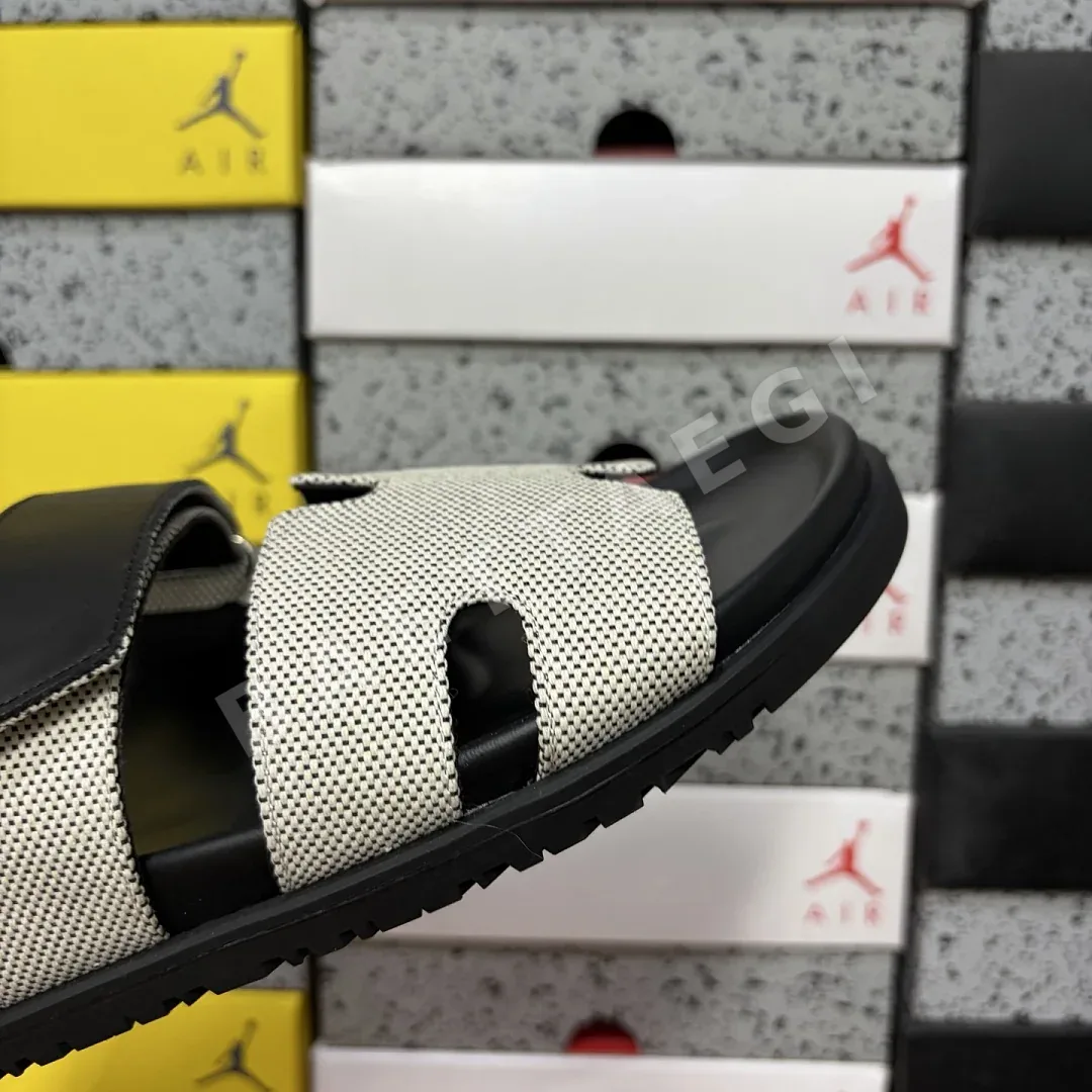 에르메스 [YX] 그레이 블랙 205750 Hermes Chypre Sandal / 상세 이미지 2