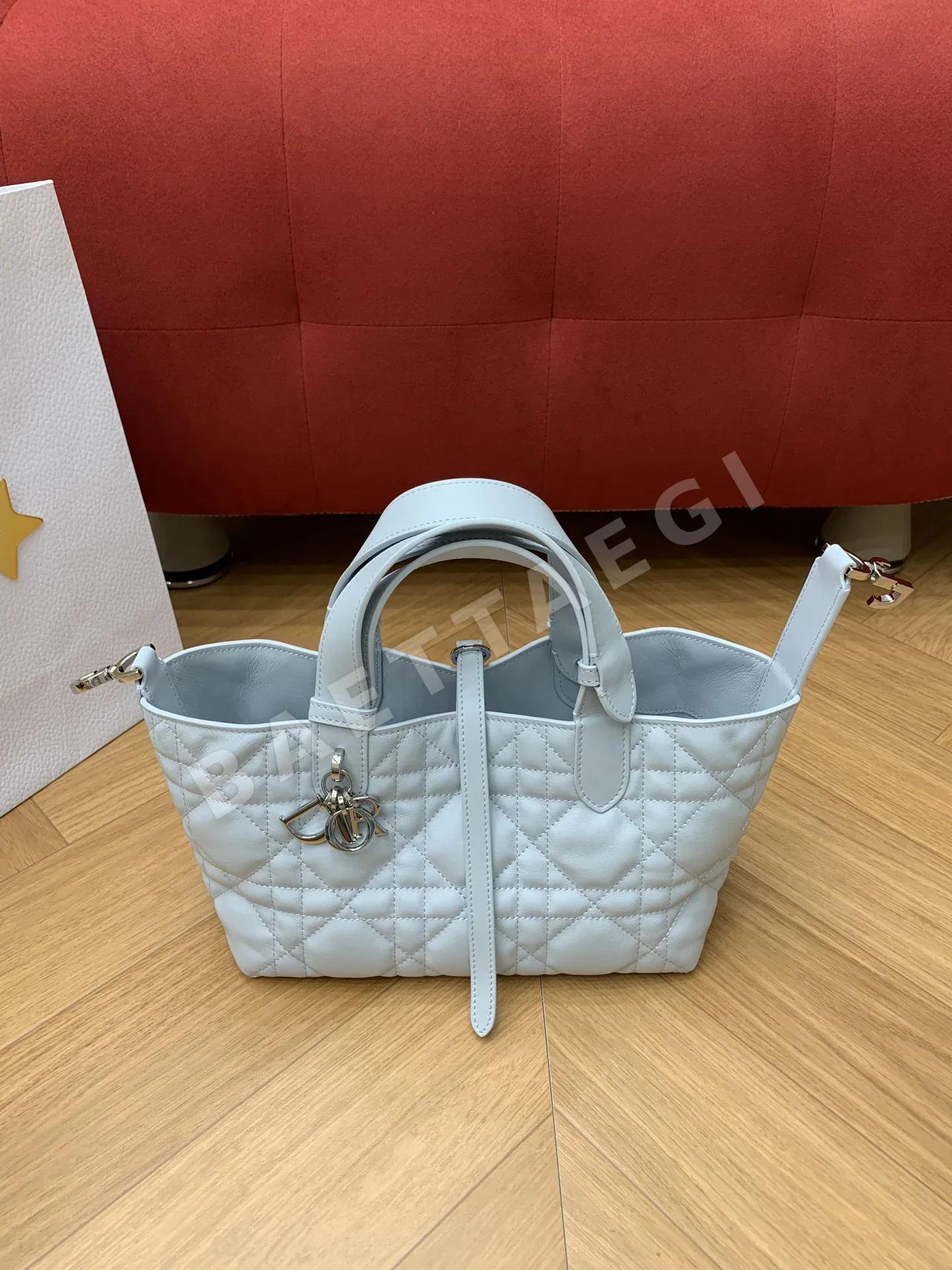 디올 뚜주흐 스몰 그레셔 블루 가방 106172