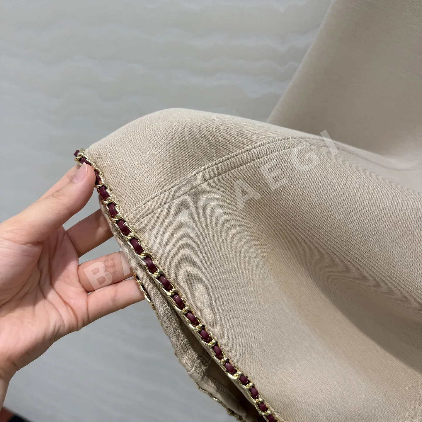 샤넬 하프 집업 스웨트셔츠와 롱스커트 세트 상세 이미지 8