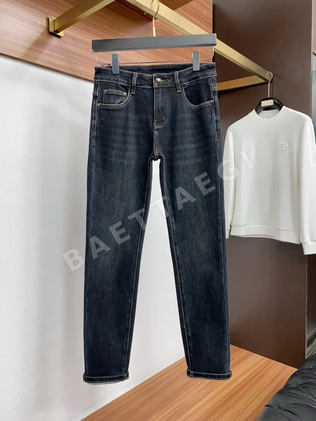로로피아나 남성 청바지 상세 이미지 2