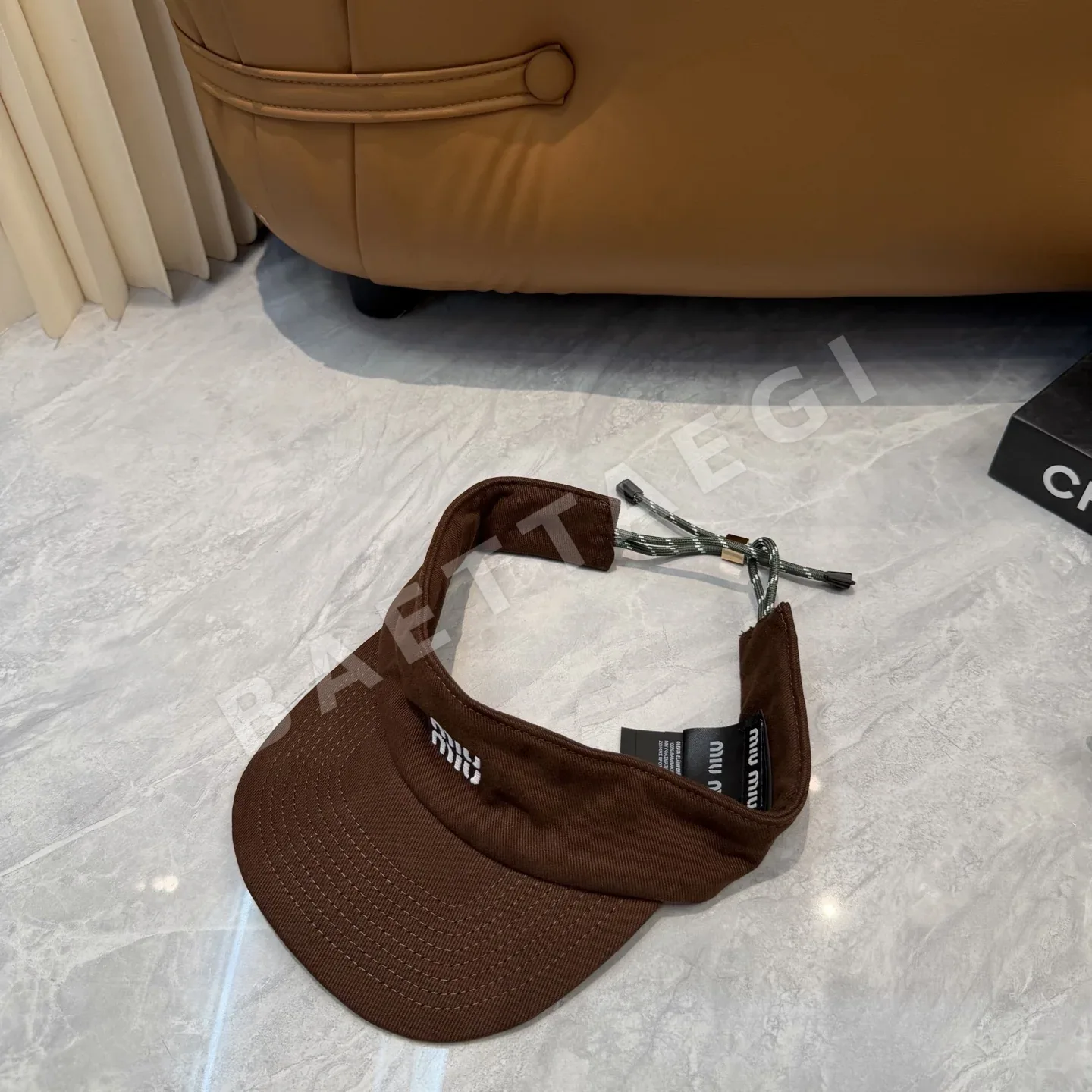 미우미우 바이저 캡 상세 이미지 6