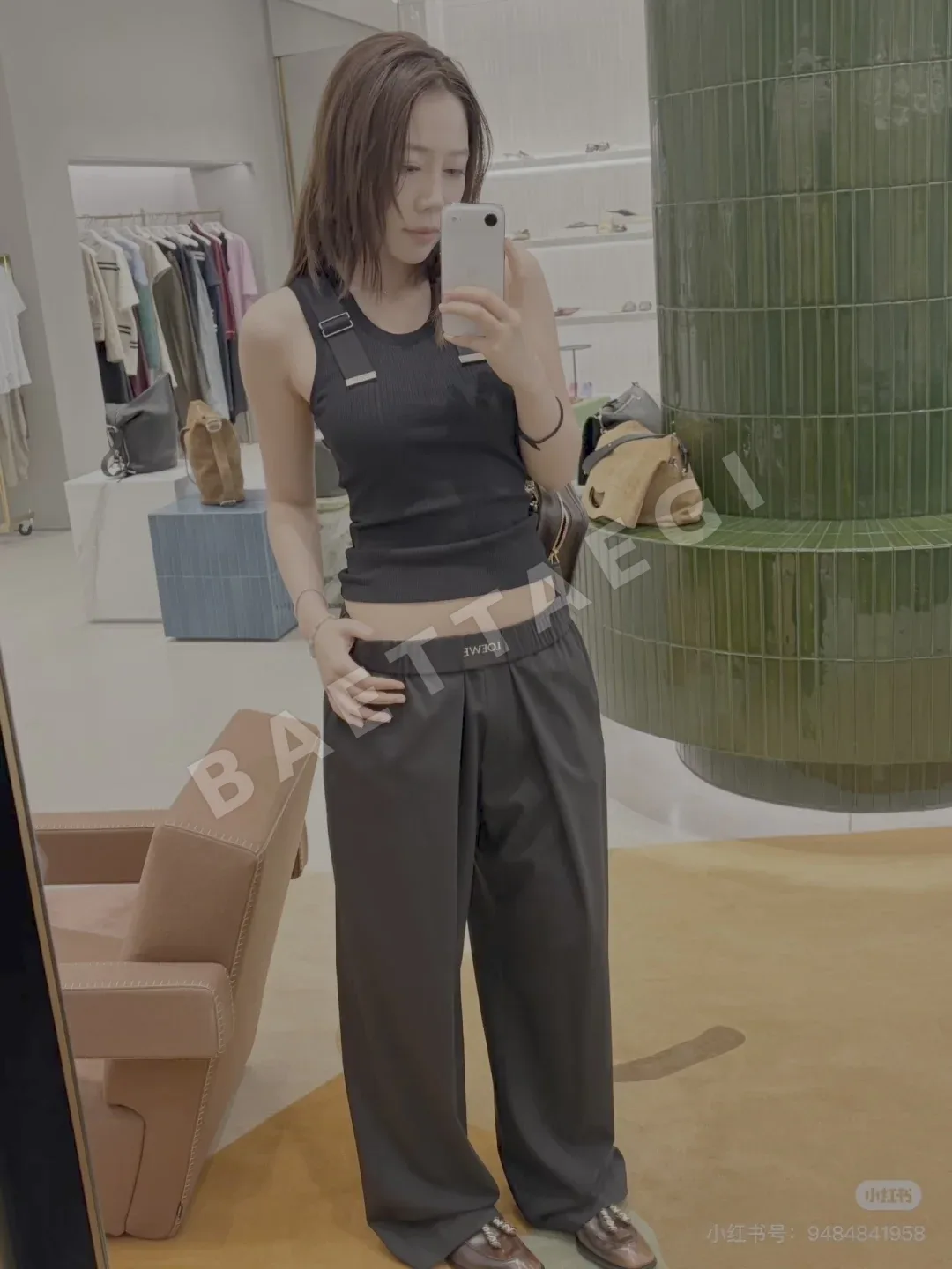 루이비통 컬러블록 플리츠 와이드 여성 바지 상세 이미지 4