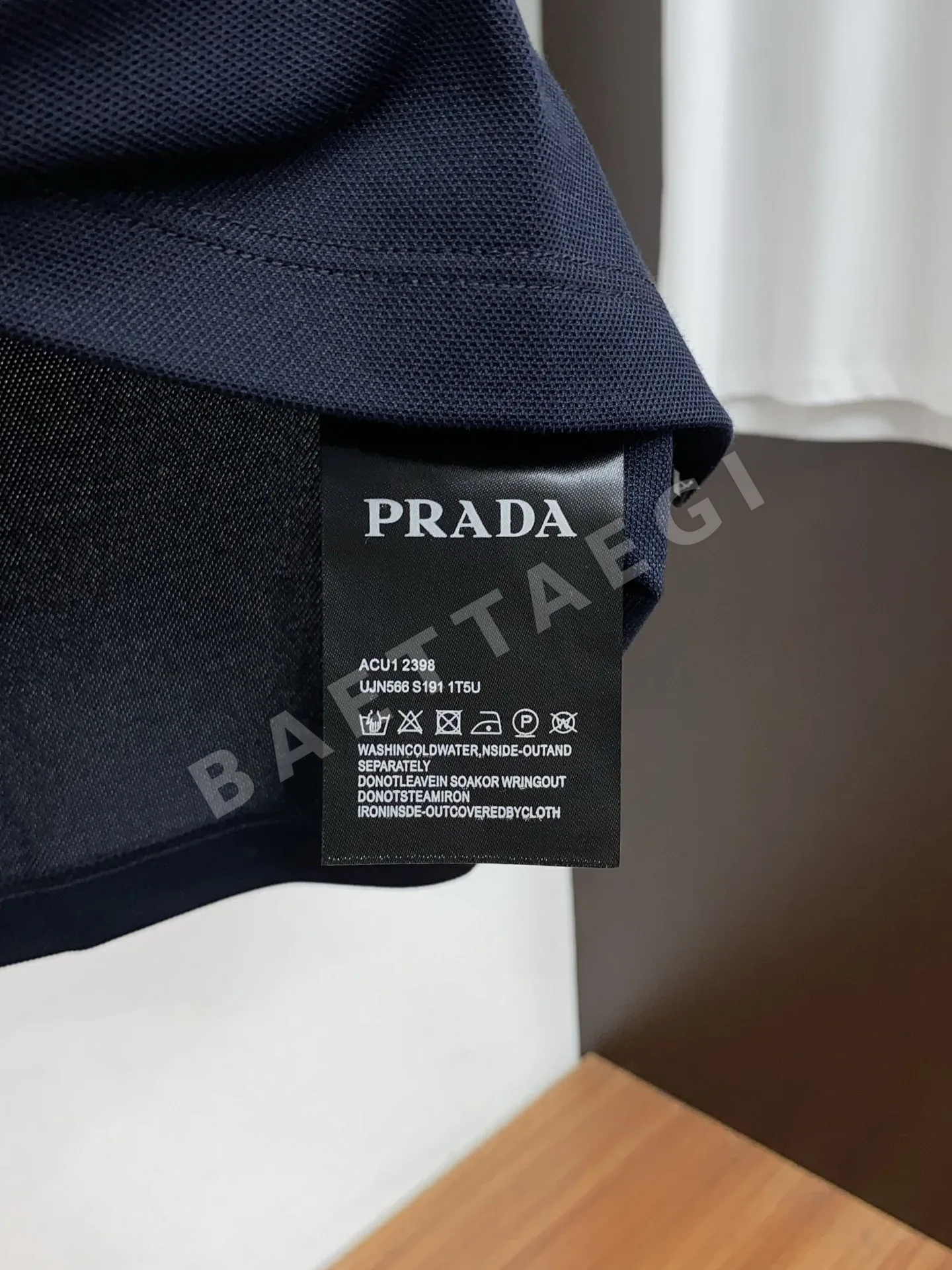 프라다 남성 반팔 티셔츠 상세 이미지 6