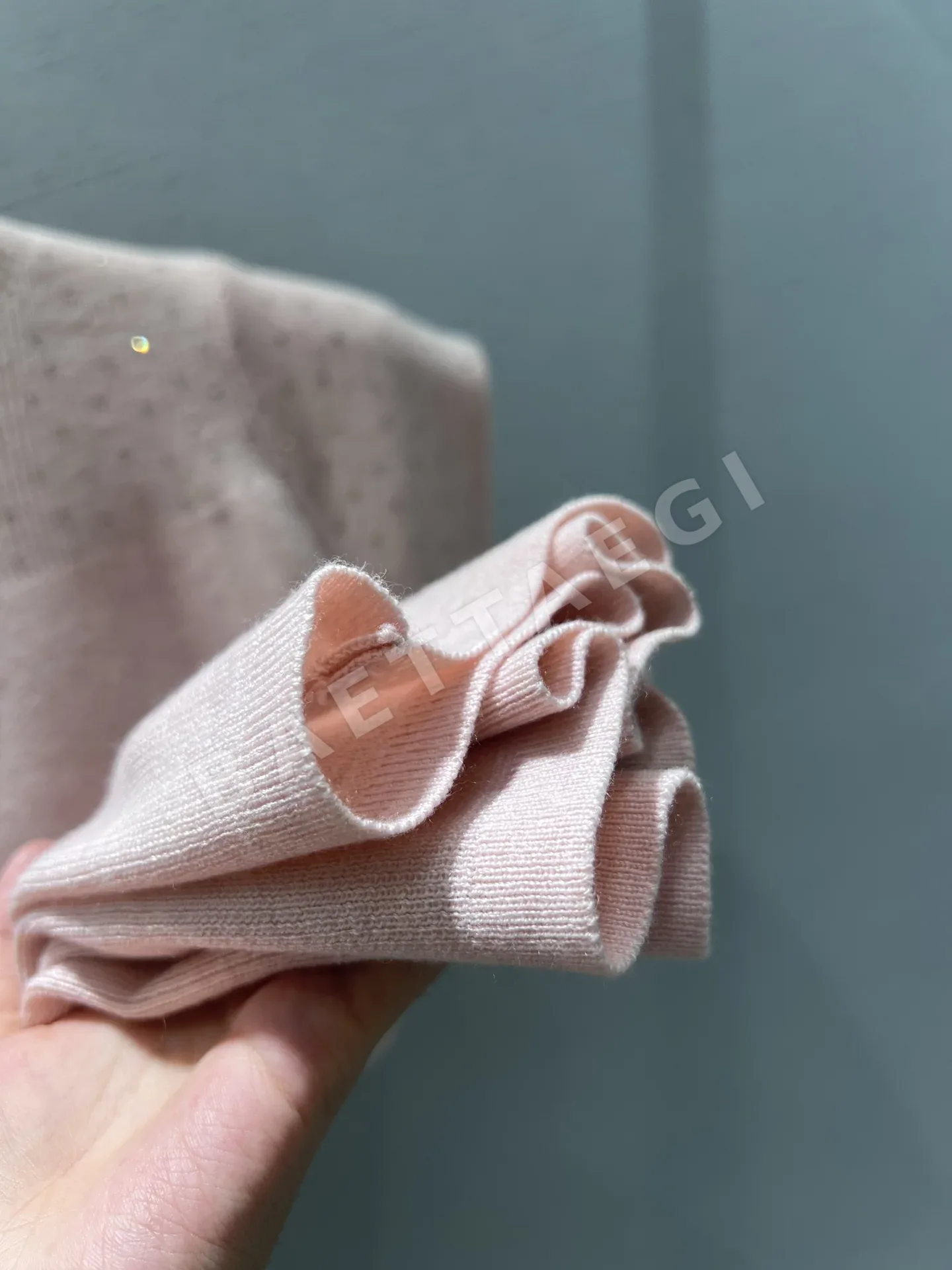 샤넬 라인스톤 장식 하이넥 반팔 니트 베스트 상세 이미지 7