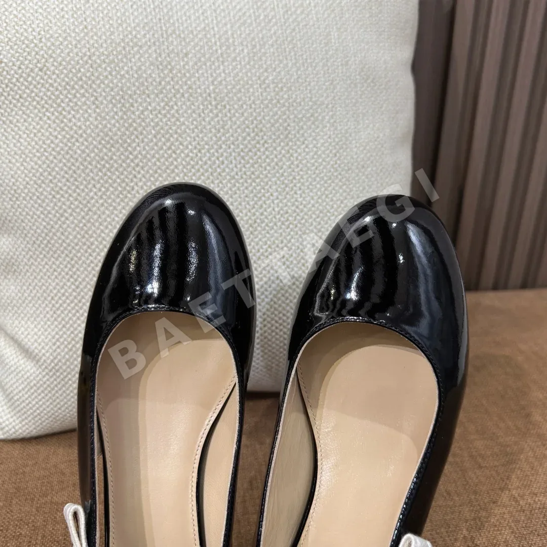 디올 에나멜 메리제인 발레 플랫 신발 8854 상세 이미지 8