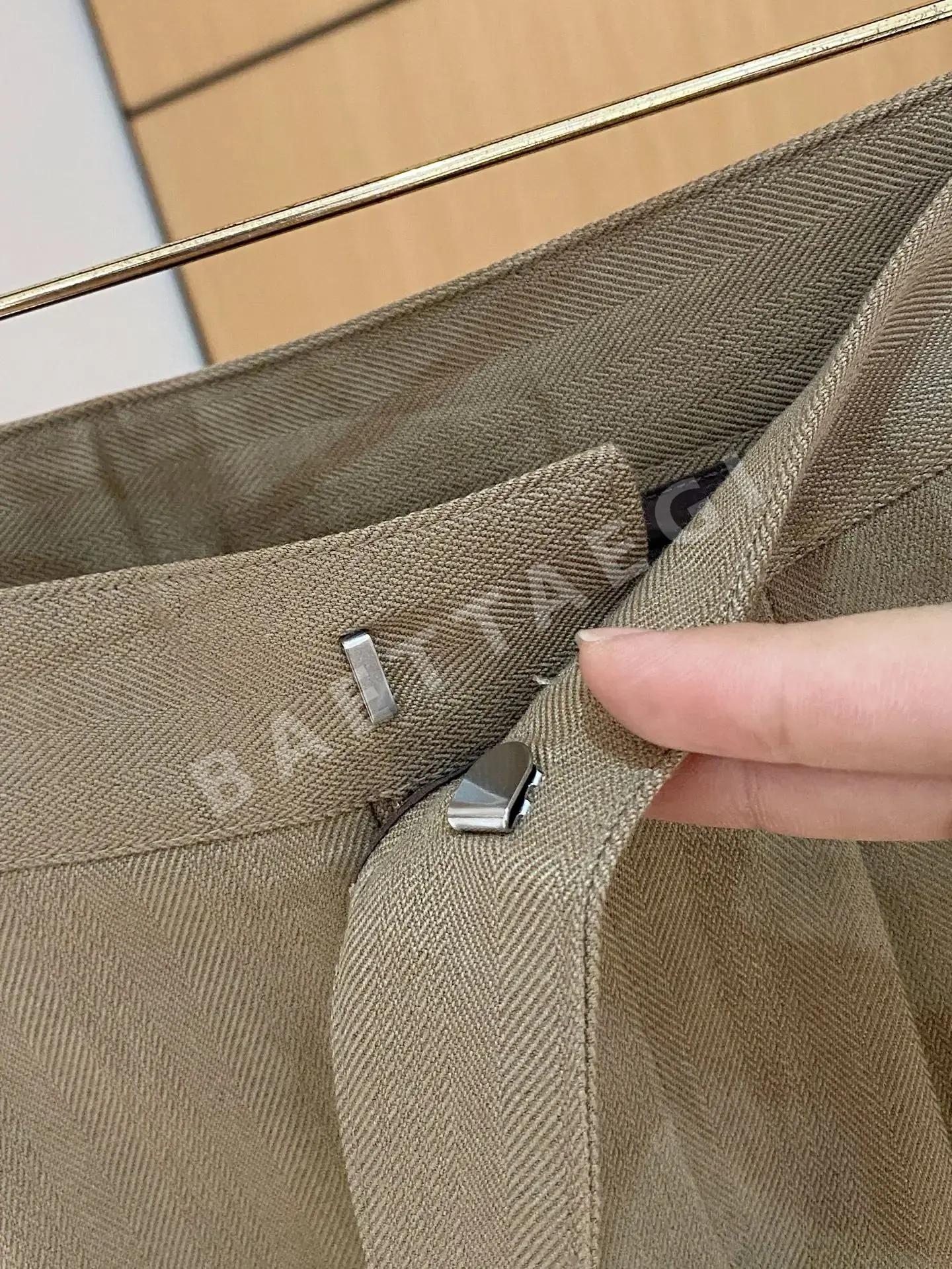 로로피아나 린넨 블렌드 남성 바지 상세 이미지 7
