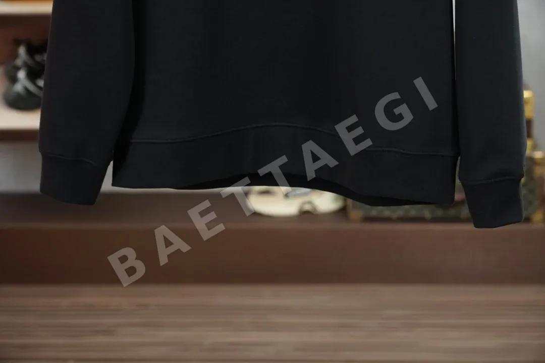 에르메스 말 머리 자수 크루넥 긴팔 티셔츠 상세 이미지 6