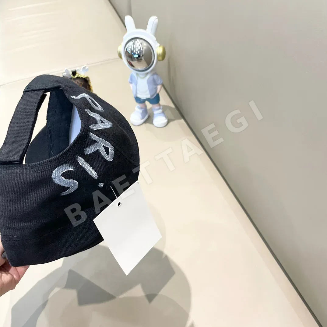 발렌시아가 워시드 라임 그레이 야구모자 상세 이미지 7