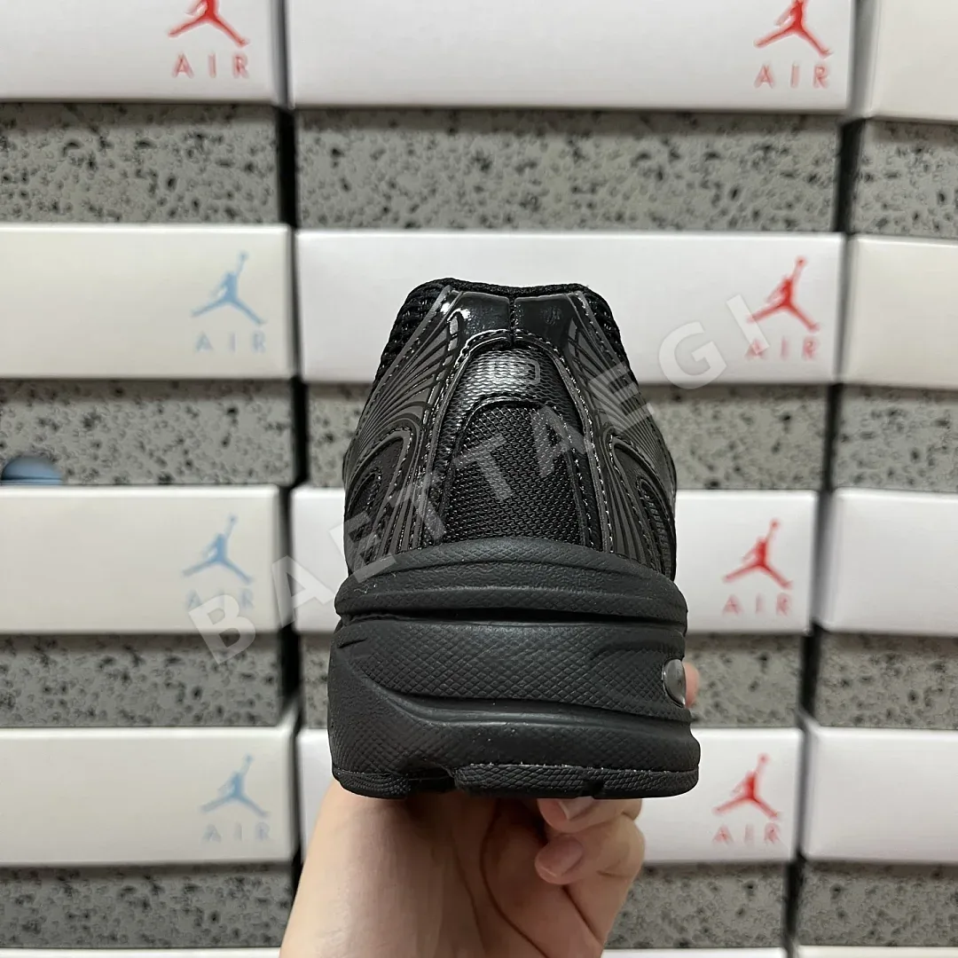 뉴발란스 [XY] 740 U740BO2 202075 New Balance 740 Triple Black 상세 이미지 4