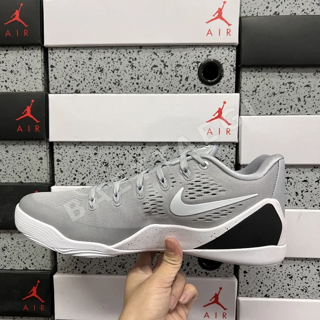 나이키 [GX] 코비 9 EM 로우 프로트로 TB IH1401-001 201389 Nike Kobe 9 EM Low Protro TB Wolf 상세 이미지 4