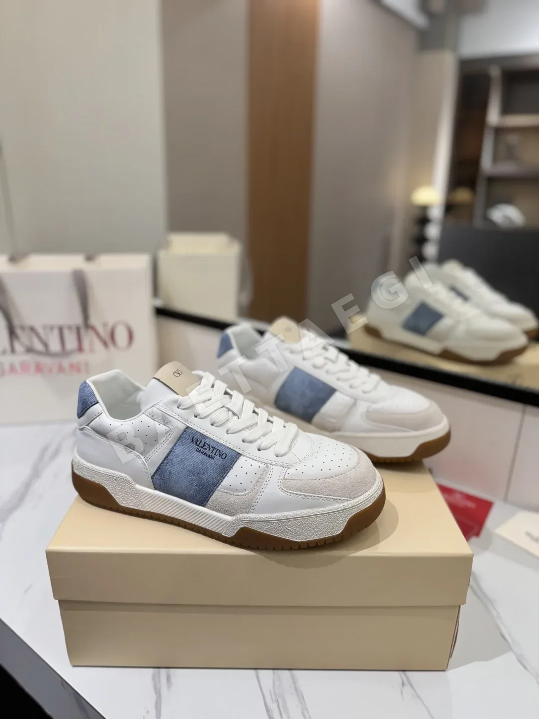 발렌티노 신발 24732