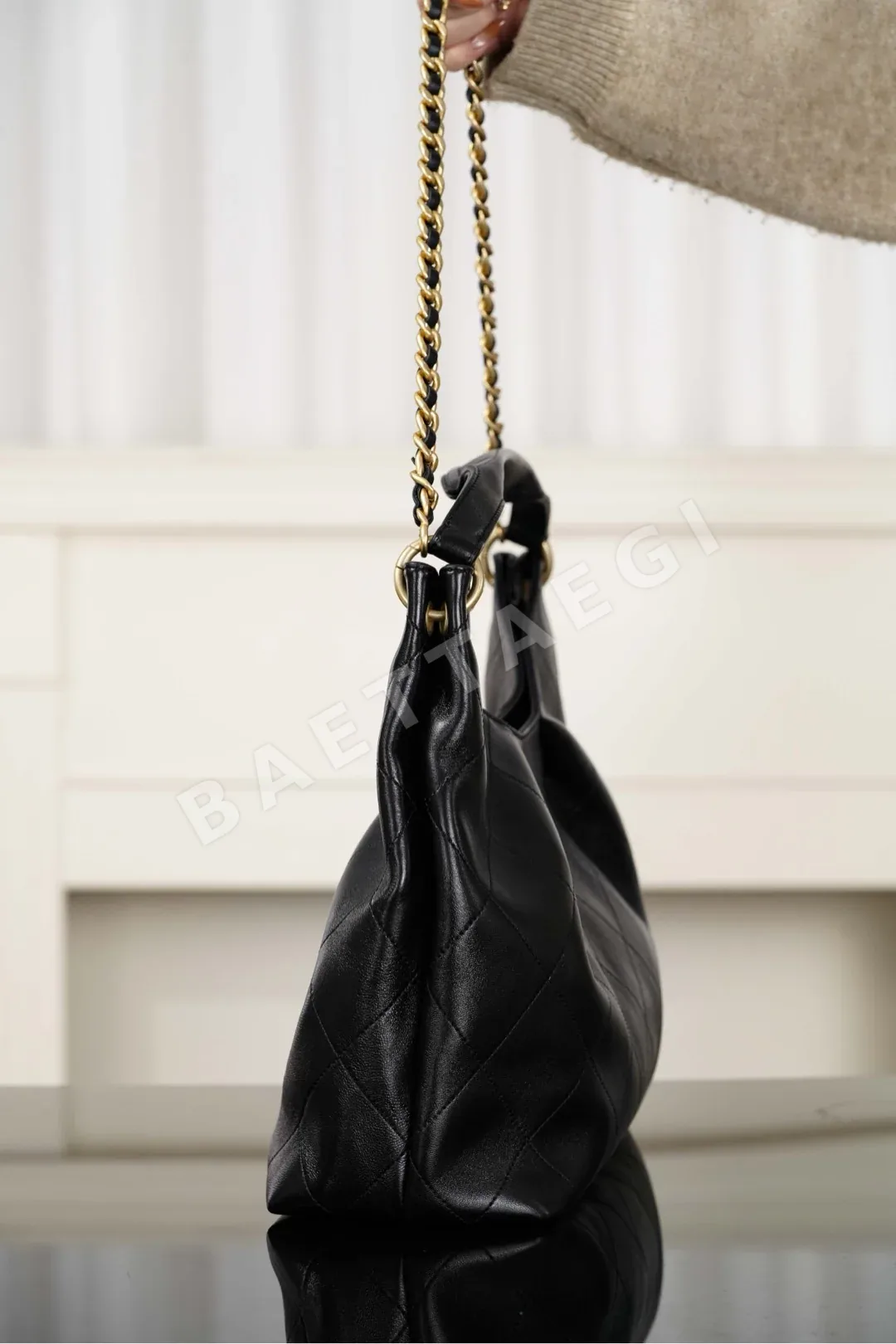 샤넬 램스킨 골드 체인 래지 가방 상세 이미지 7